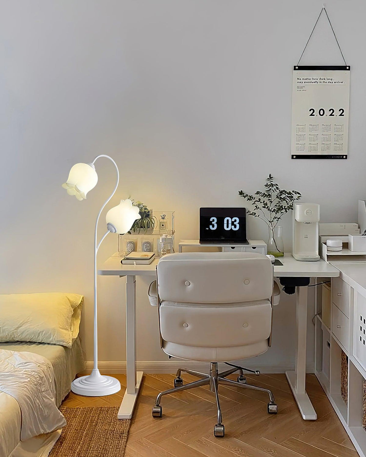 Lilium Floor Lamp