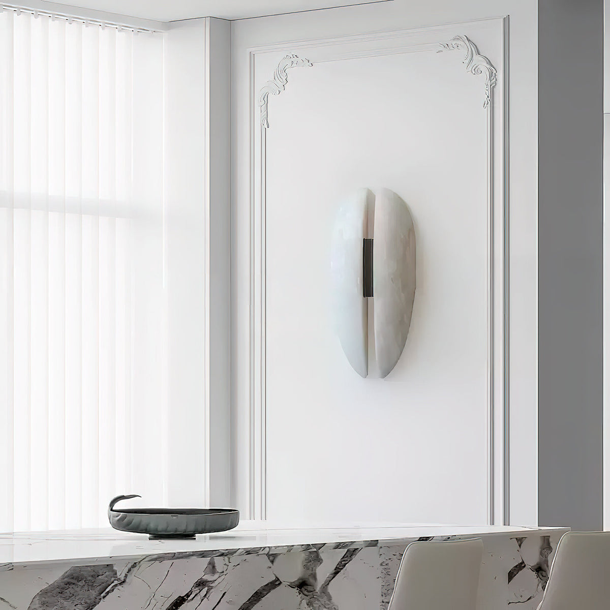 luna-abalaster-wall-lamp
