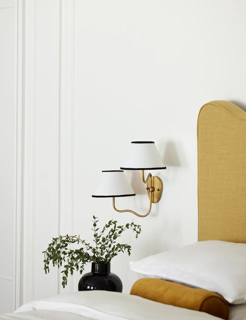 magdalene-wall-lamp