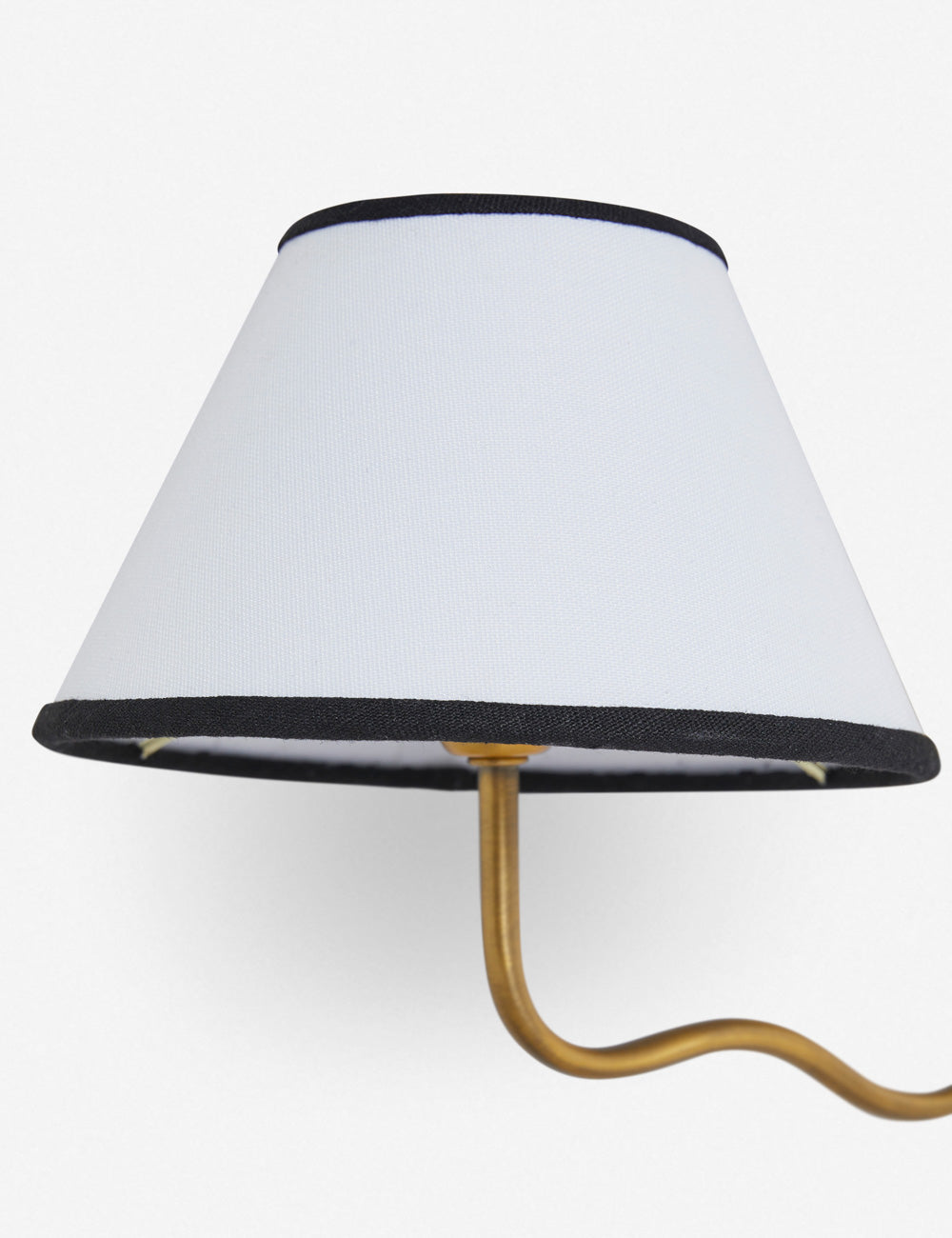 magdalene-wall-lamp