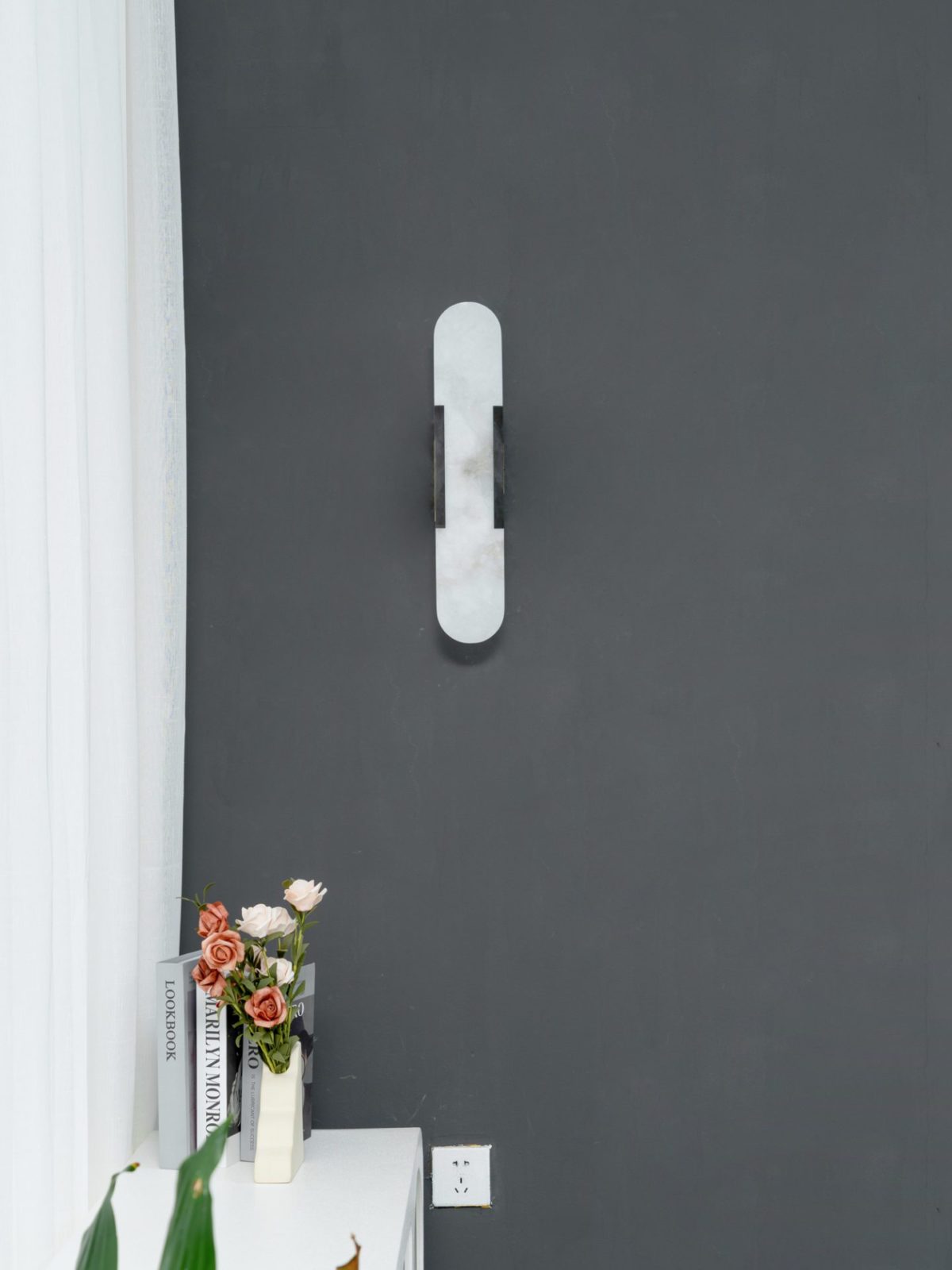 Melange Elongated Alabaster Sconce