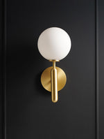Nordica Wall Lamp