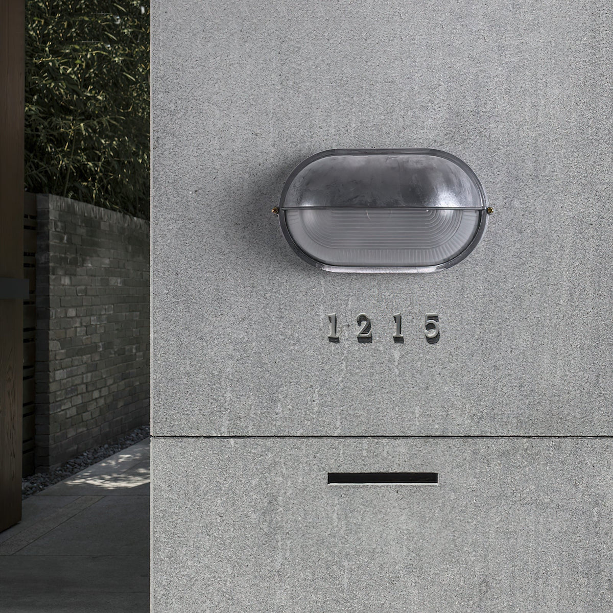 nauticus-outdoor-wall-lamp