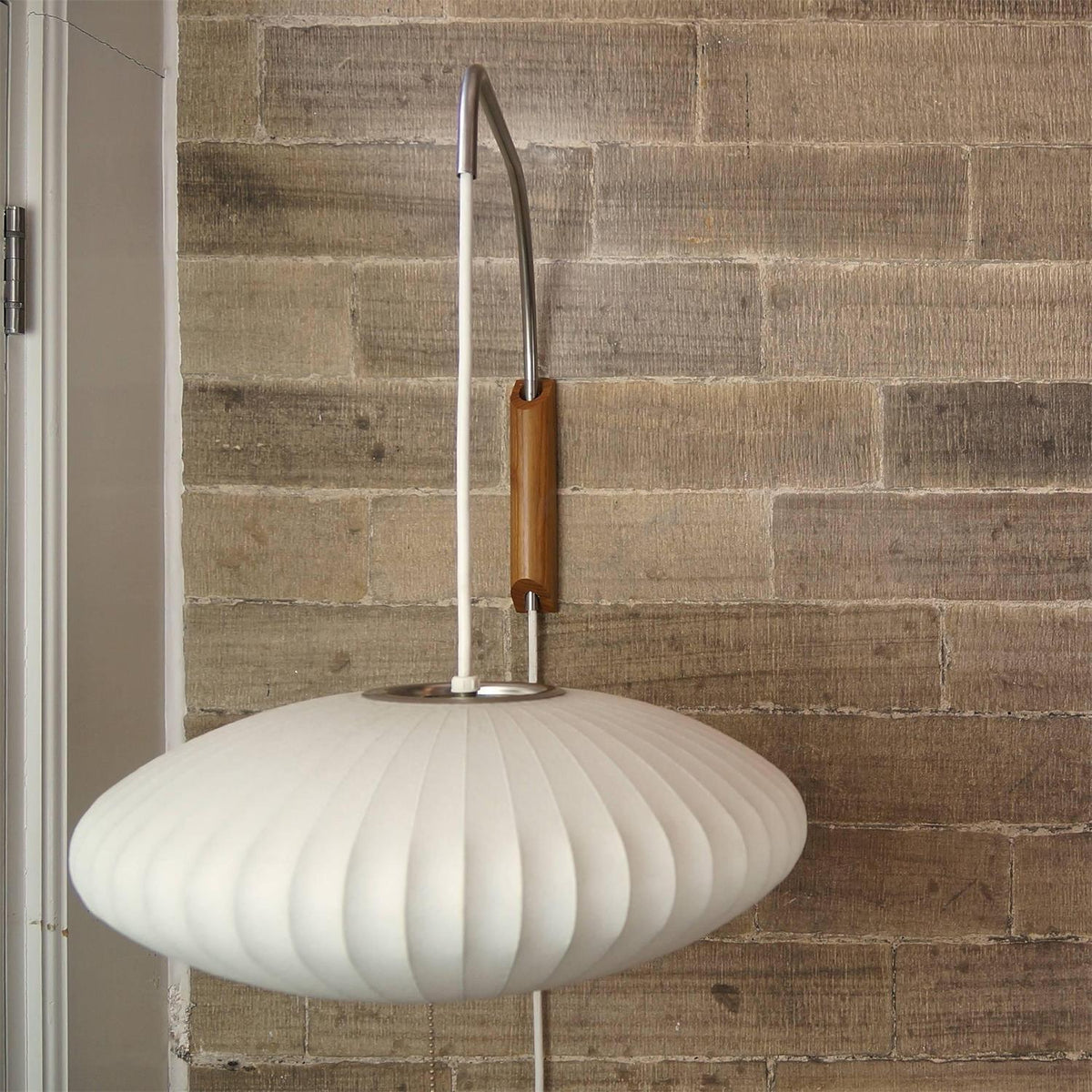 nelson-wall-lamp