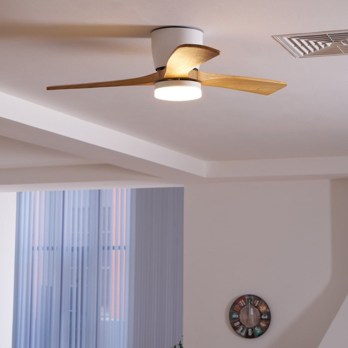 nordic-wooden-ceiling-fan-light