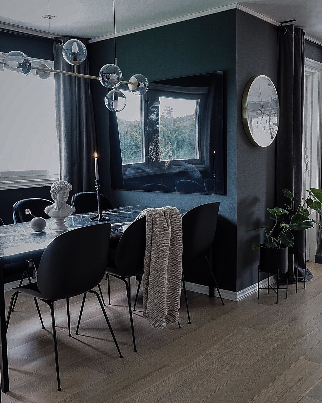 Orb Hanging Lamp