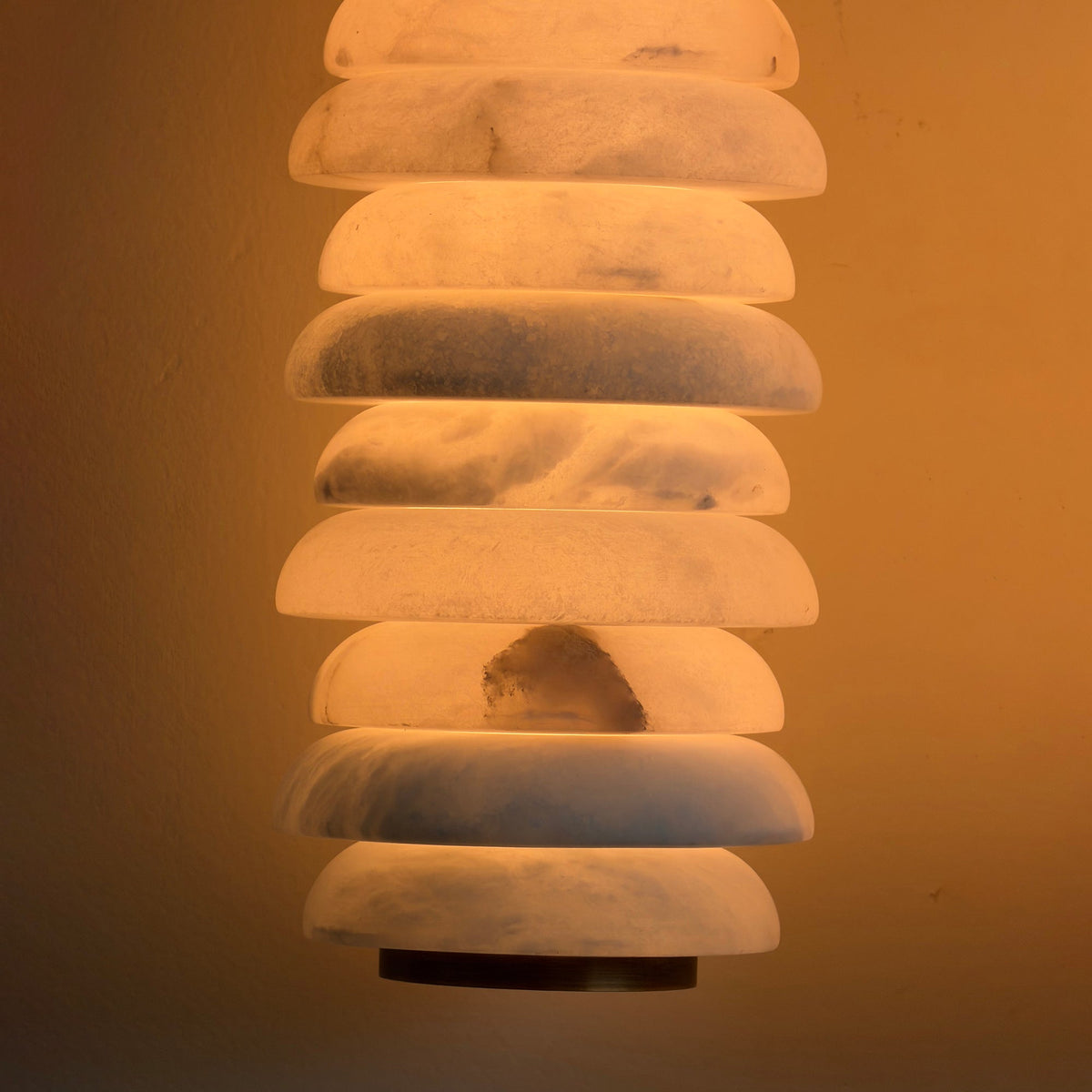 payson-alabaster-wall-lamp