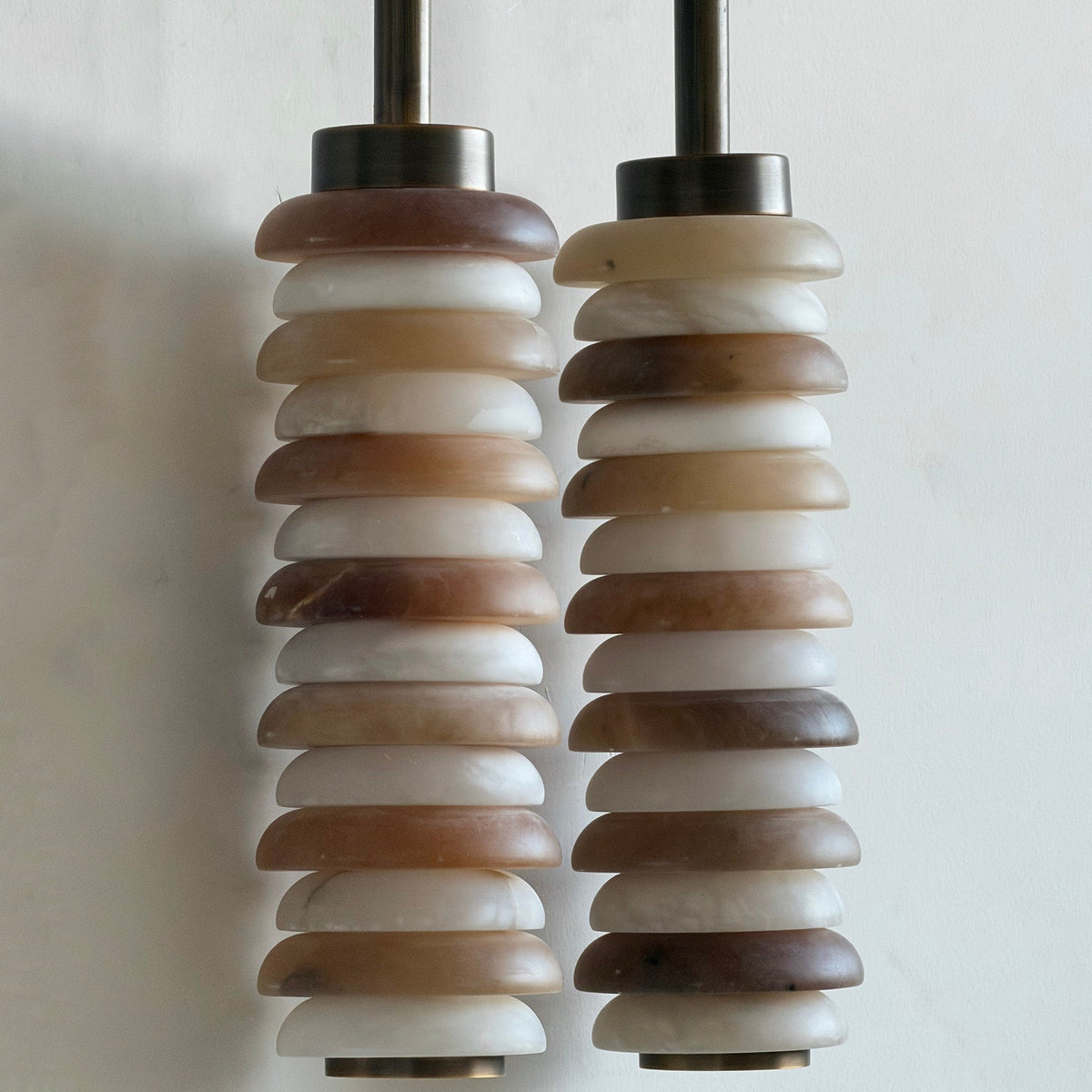 payson-alabaster-wall-lamp