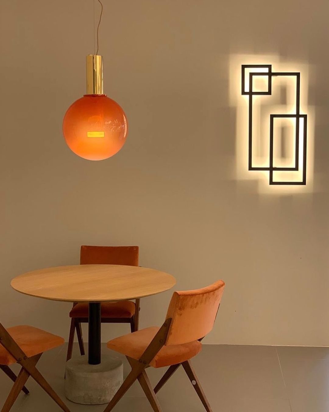 Pendant Lamp Phenomenon Design