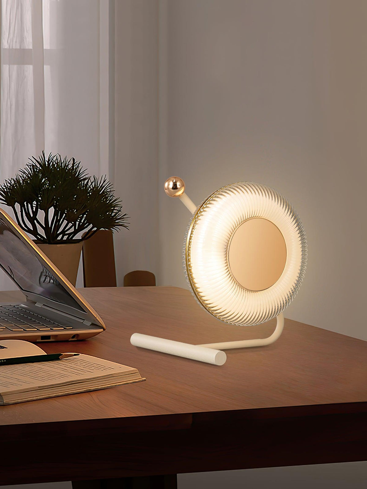 Pixo Built In Battery Table Lamp