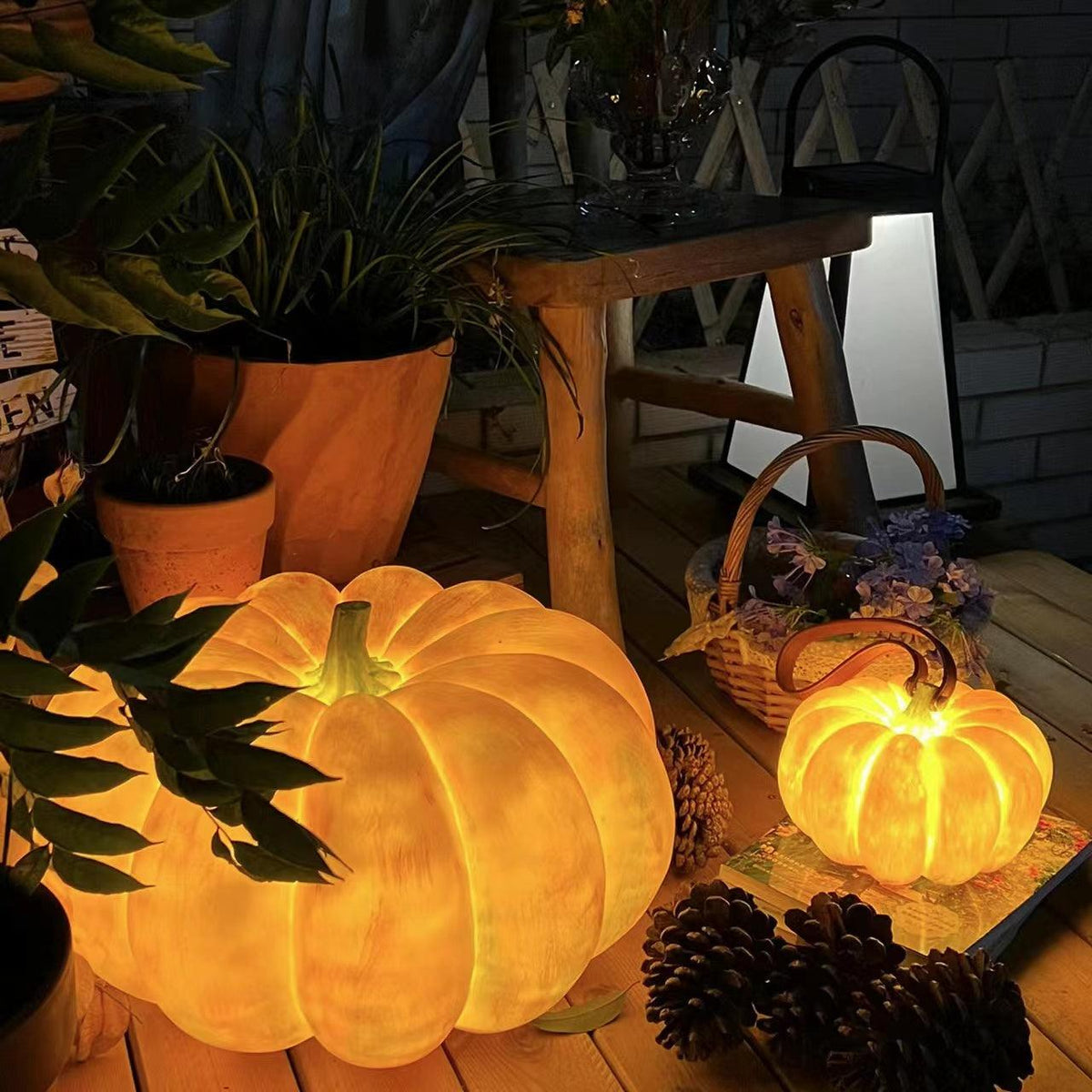 Portable Pumpkin Built In Battery Table Lamp