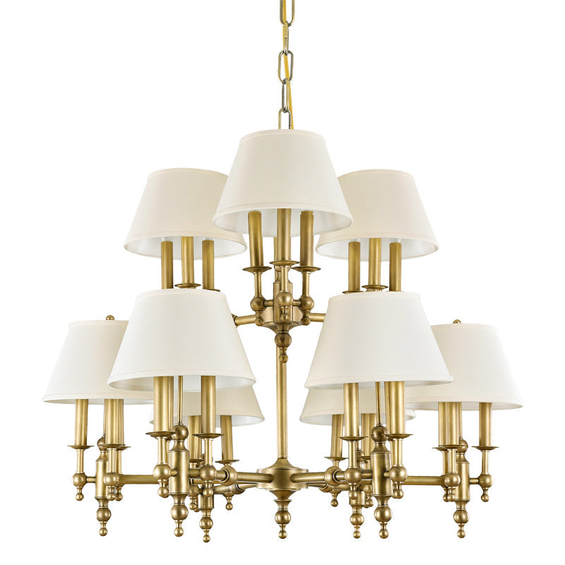 saunders-traditional-chandelier