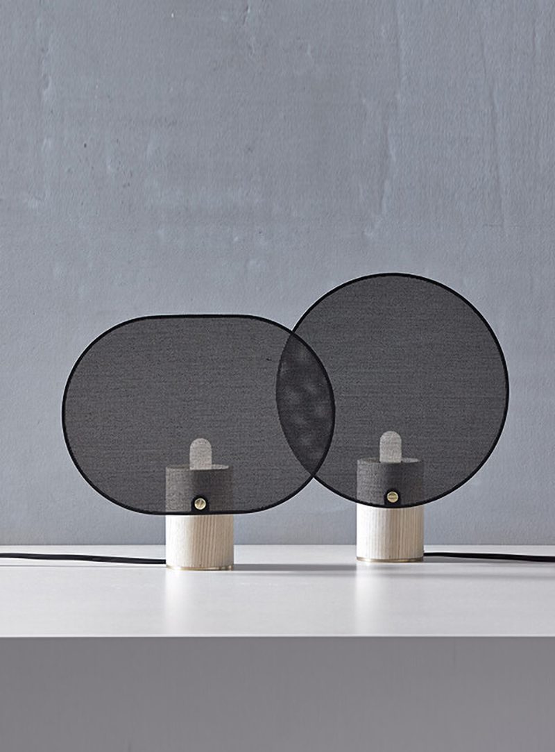 Table lamp with screen desi