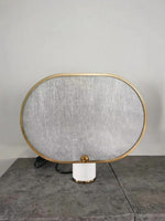 Table lamp with screen desi