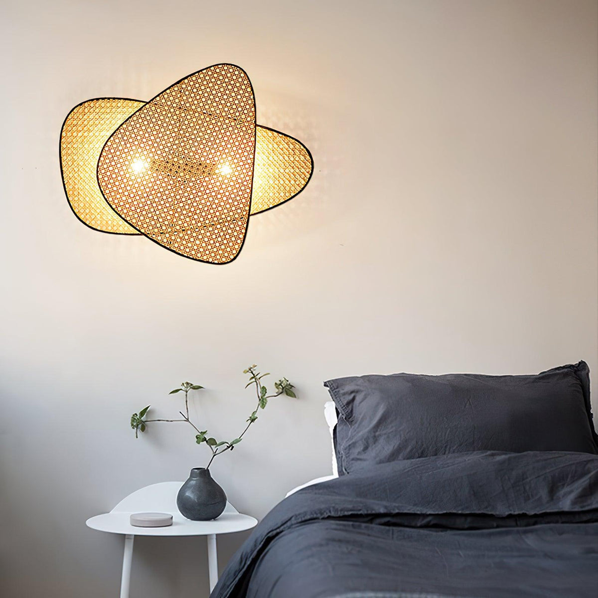 screen-cannage-sconce