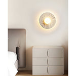 selenitis-wall-lamp