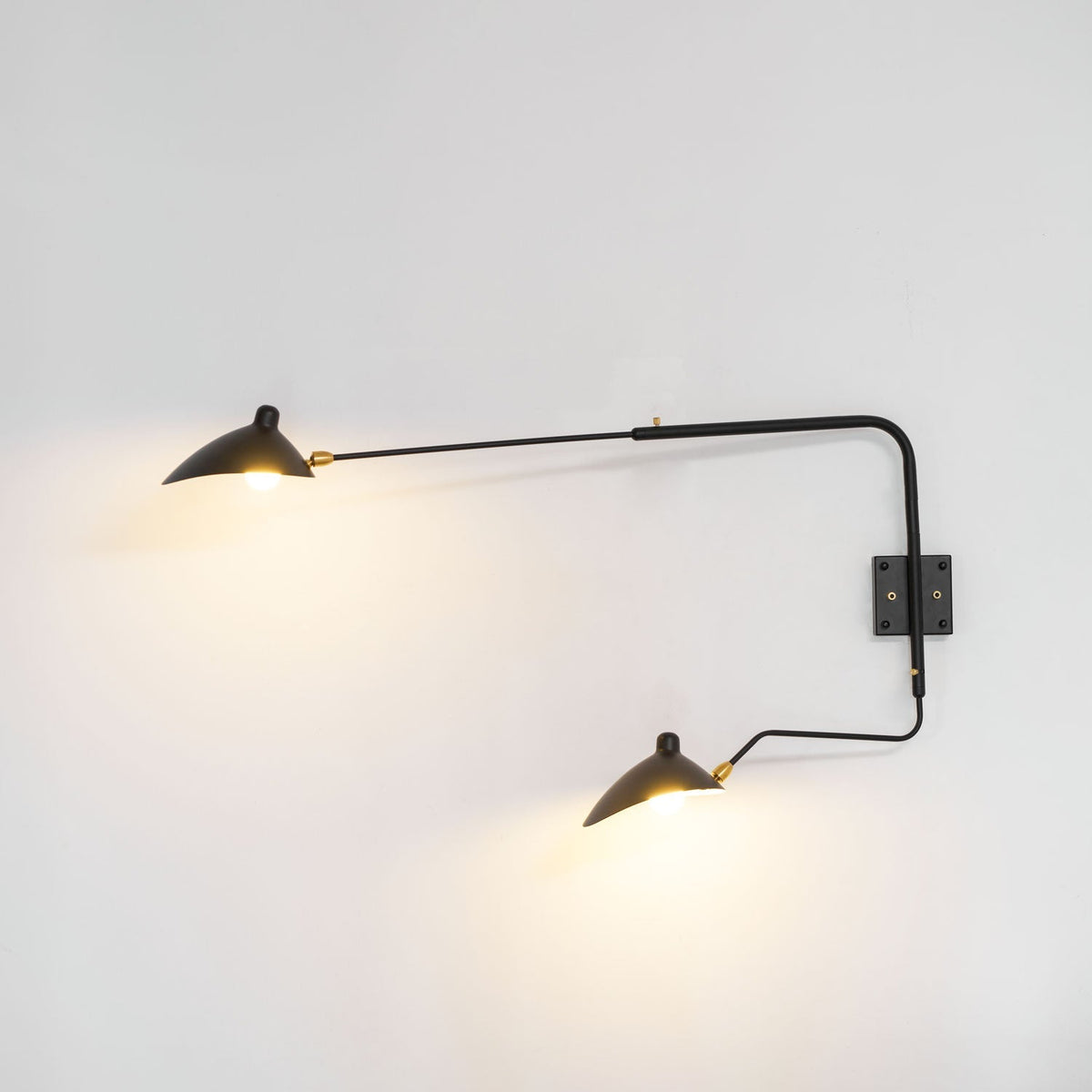 serge-mouille-wall-lamp