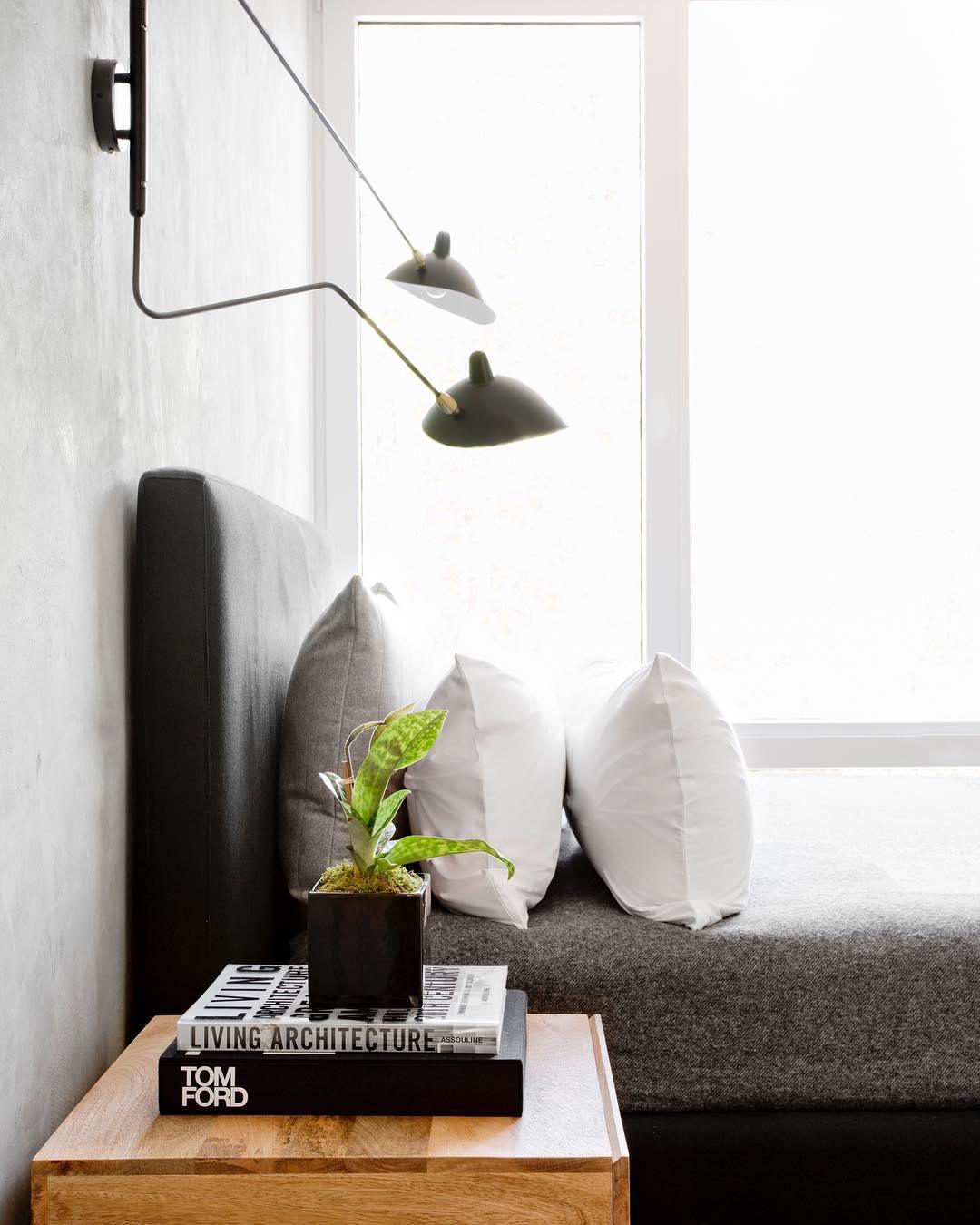 serge-mouille-wall-lamp