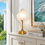 serilda-vintage-shell-pearl-chain-table-lamp