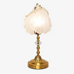 serilda-vintage-shell-pearl-chain-table-lamp