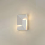 Shadows Charging Grand Sconce