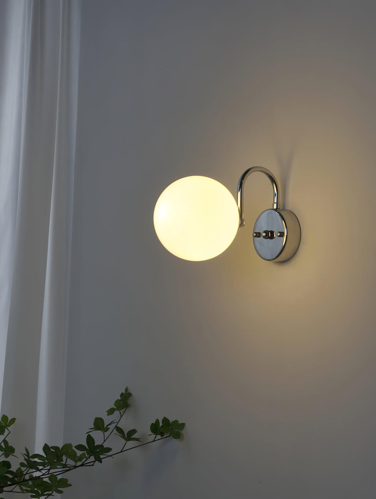 staggered-glass-sconce