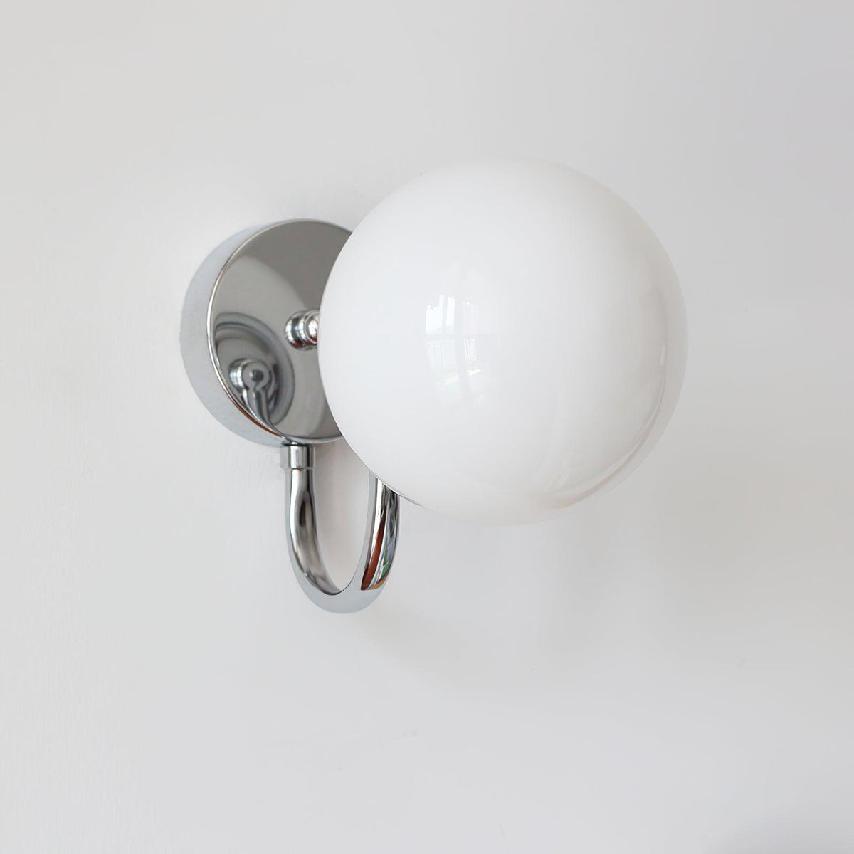 staggered-glass-sconce