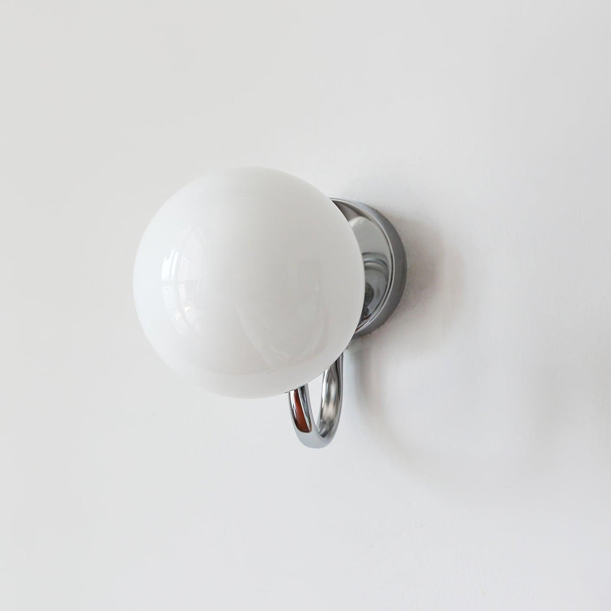 staggered-glass-sconce