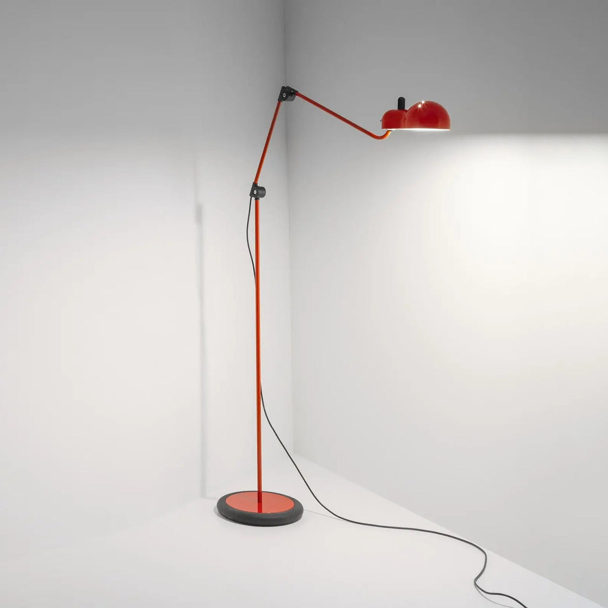 topo-floor-lamp