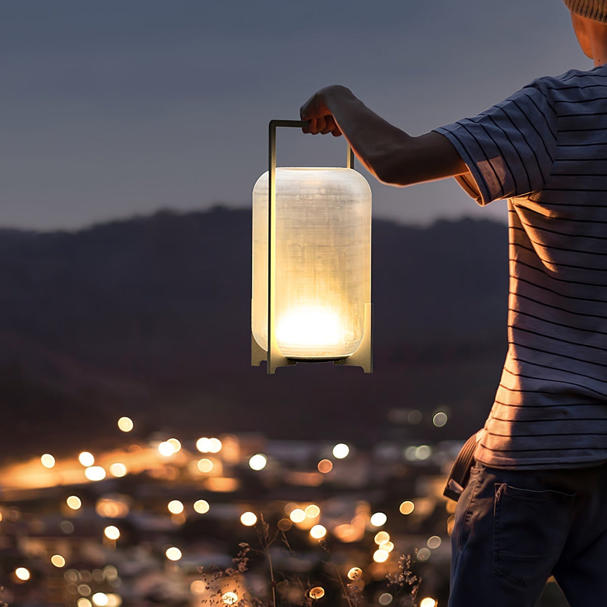 Twilight Lantern Portable Rechargeable Dining Lamp for Outd