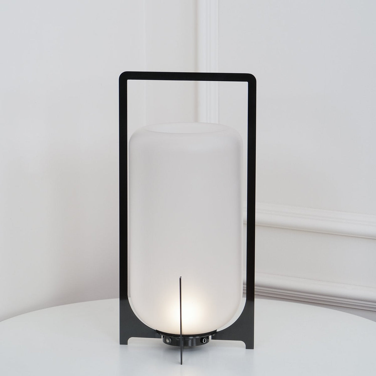 Twilight Lantern Portable Rechargeable Dining Lamp for Outd