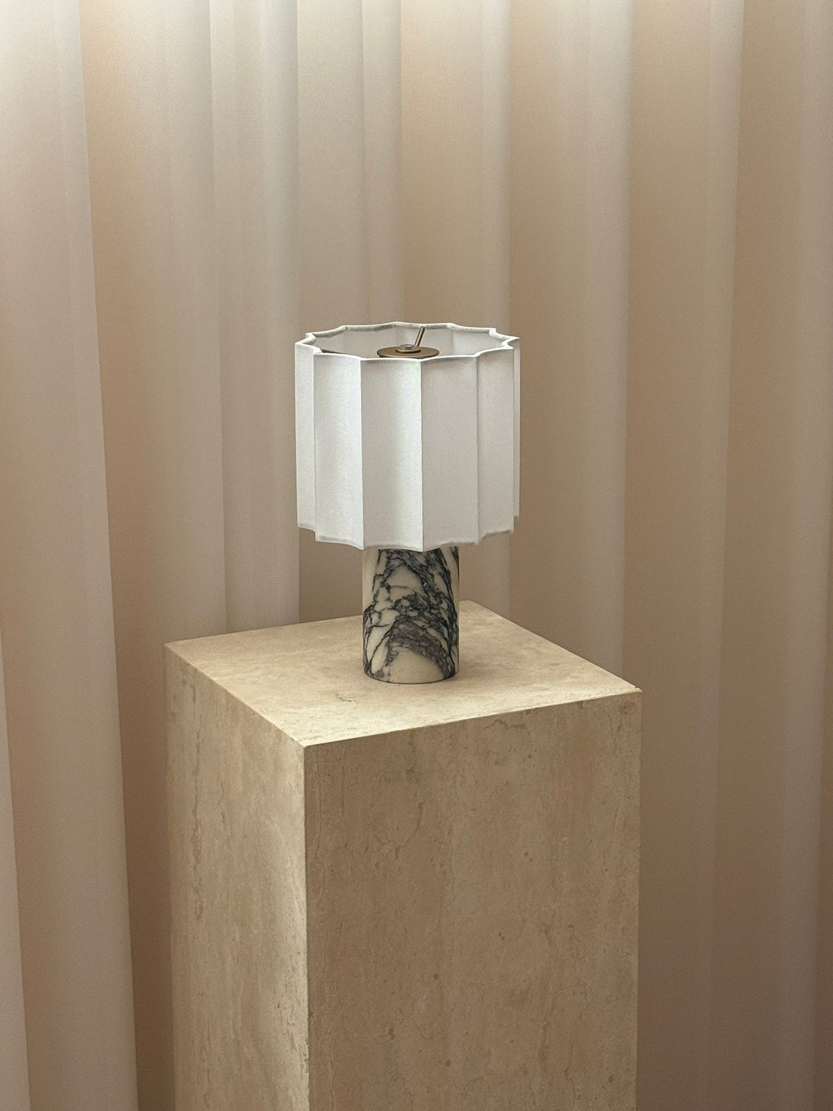 valli-table-lamp