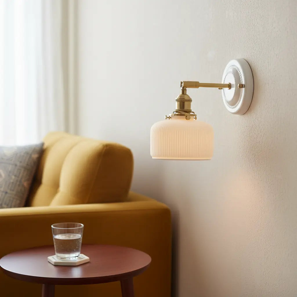 vintage-brass-textured-ceramic-wall-sconce