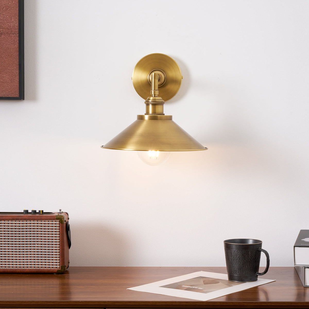 whizzer-wall-lamp