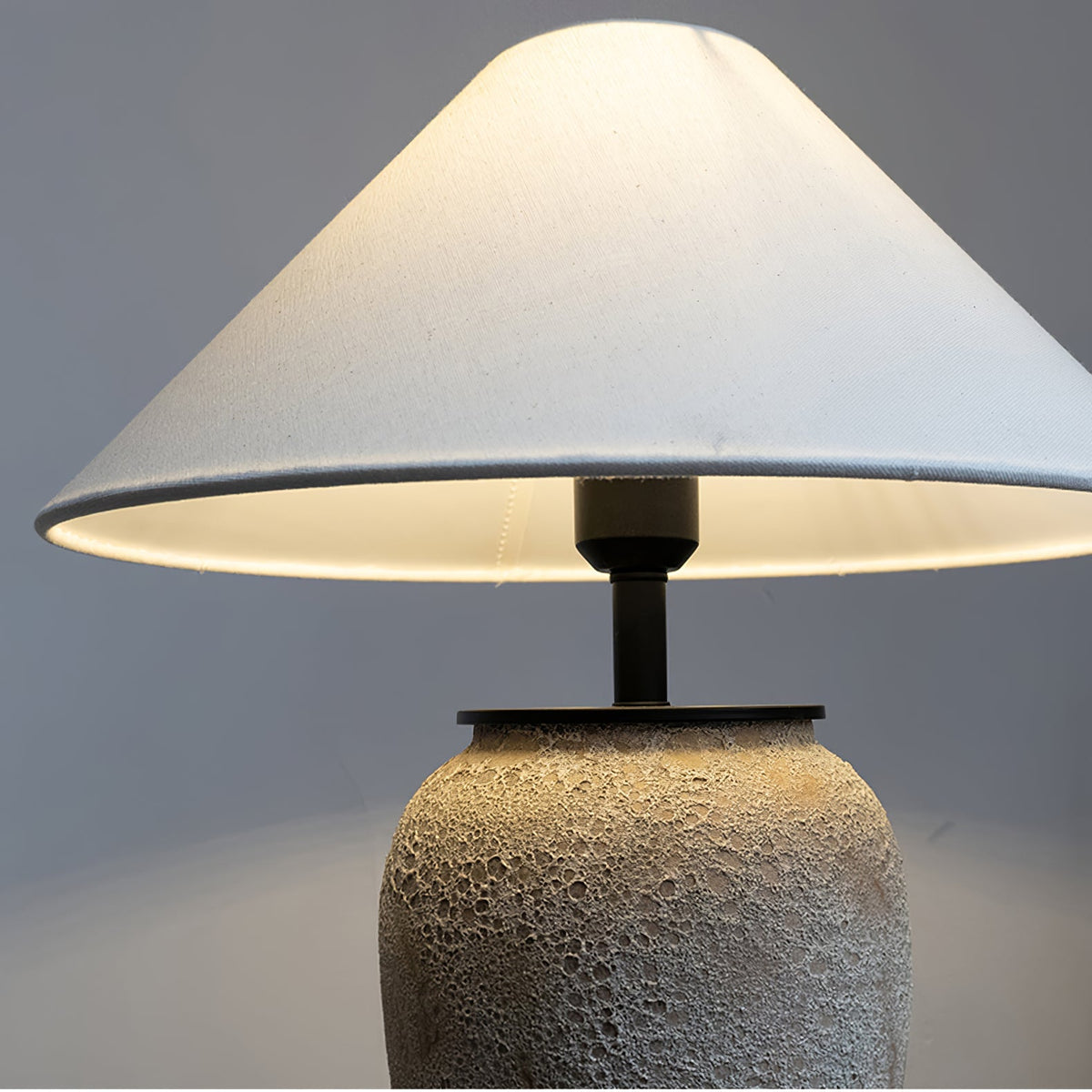 wassily-table-lamp