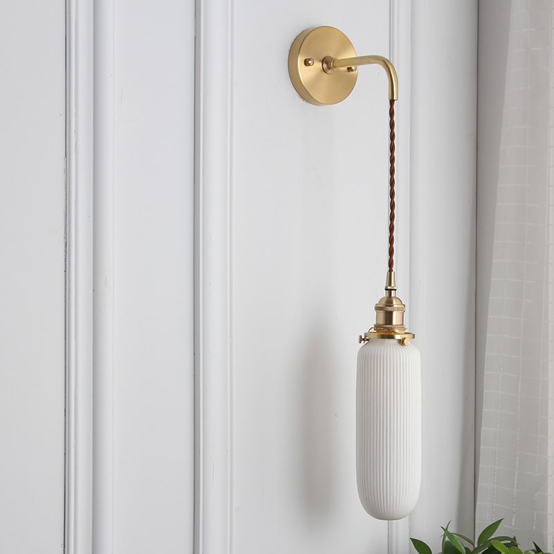 white-ceramic-wall-light-203st