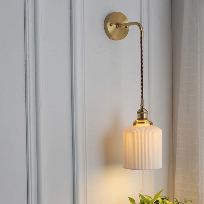 white-ceramic-wall-light-203st