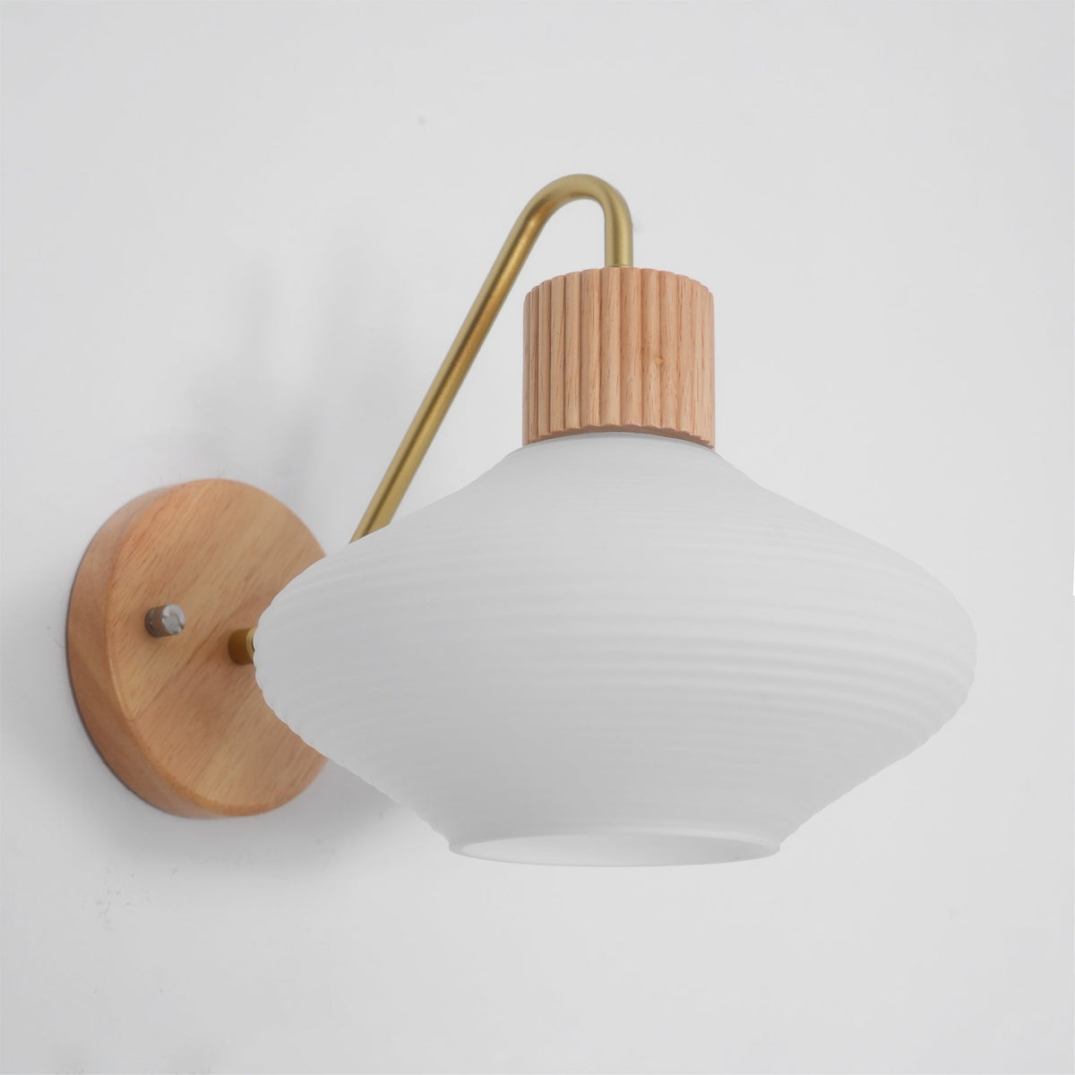 wohlert-wall-lamp