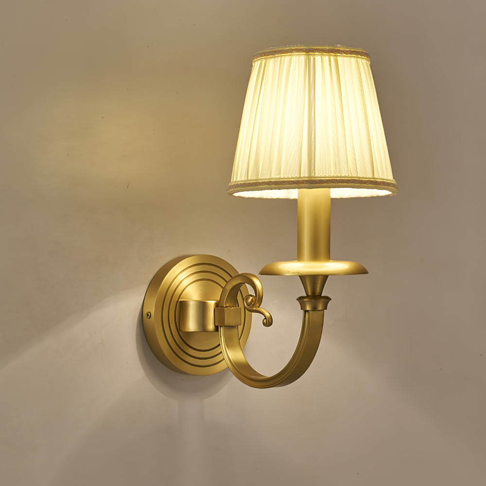 pleated-brass-wall-lamp