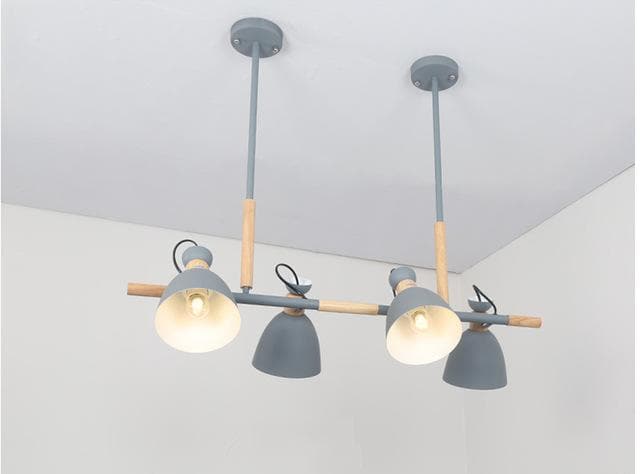 vintage-wood-chandelier-lights
