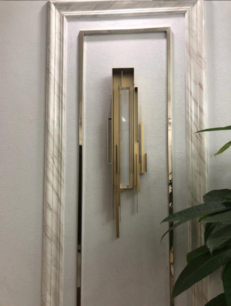 Metal Carved Wall Sconce