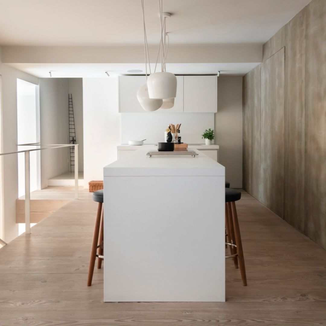 Aim Pendant Light