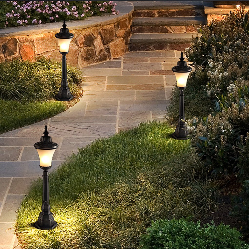Retro Outdoor High Pole Landscape Decorative Lighting Post Lights For Garden Park